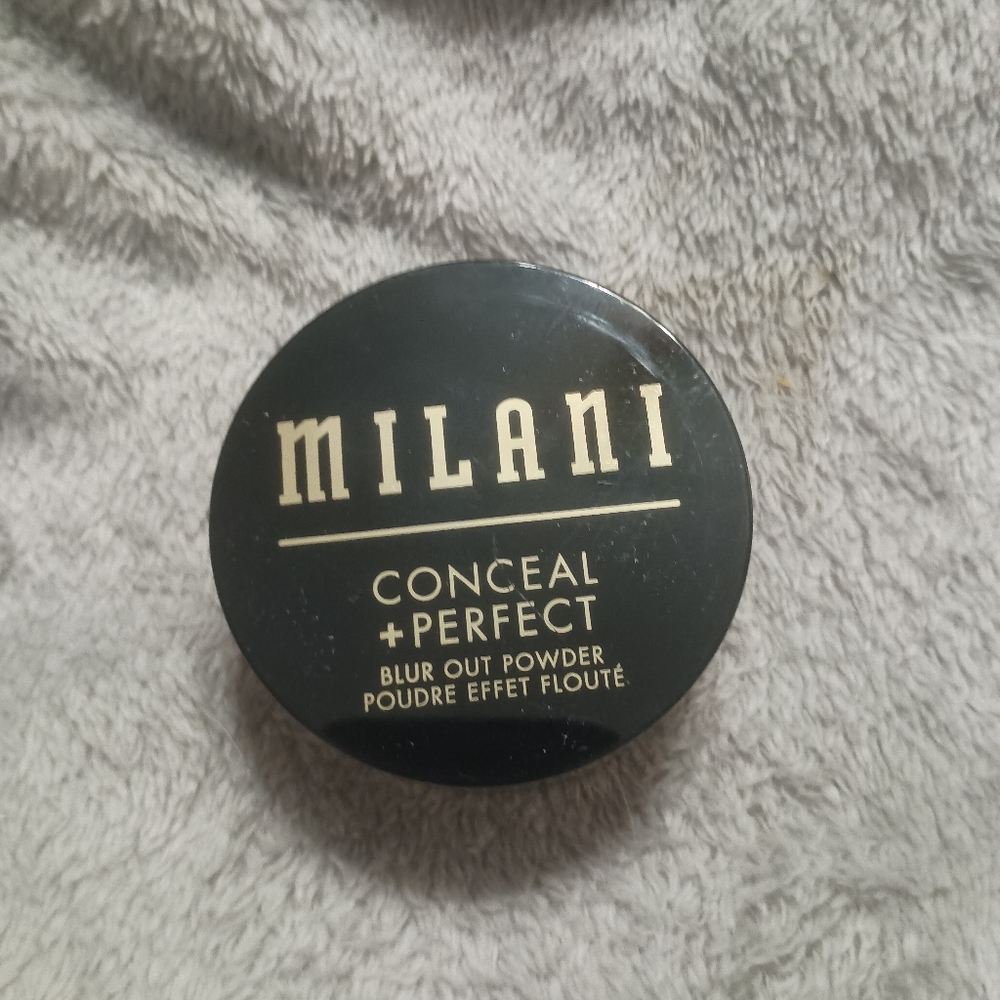 ❤️5 for $20❤️ Milani Conceal + Perfect Blur Out Powder "Translucent"